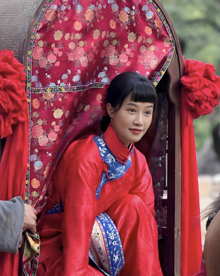 阿桂的村晚(2026)微短剧 克楠/陈梦希 全集完整版高清4K 夸克网盘/百度网盘下载免费观看